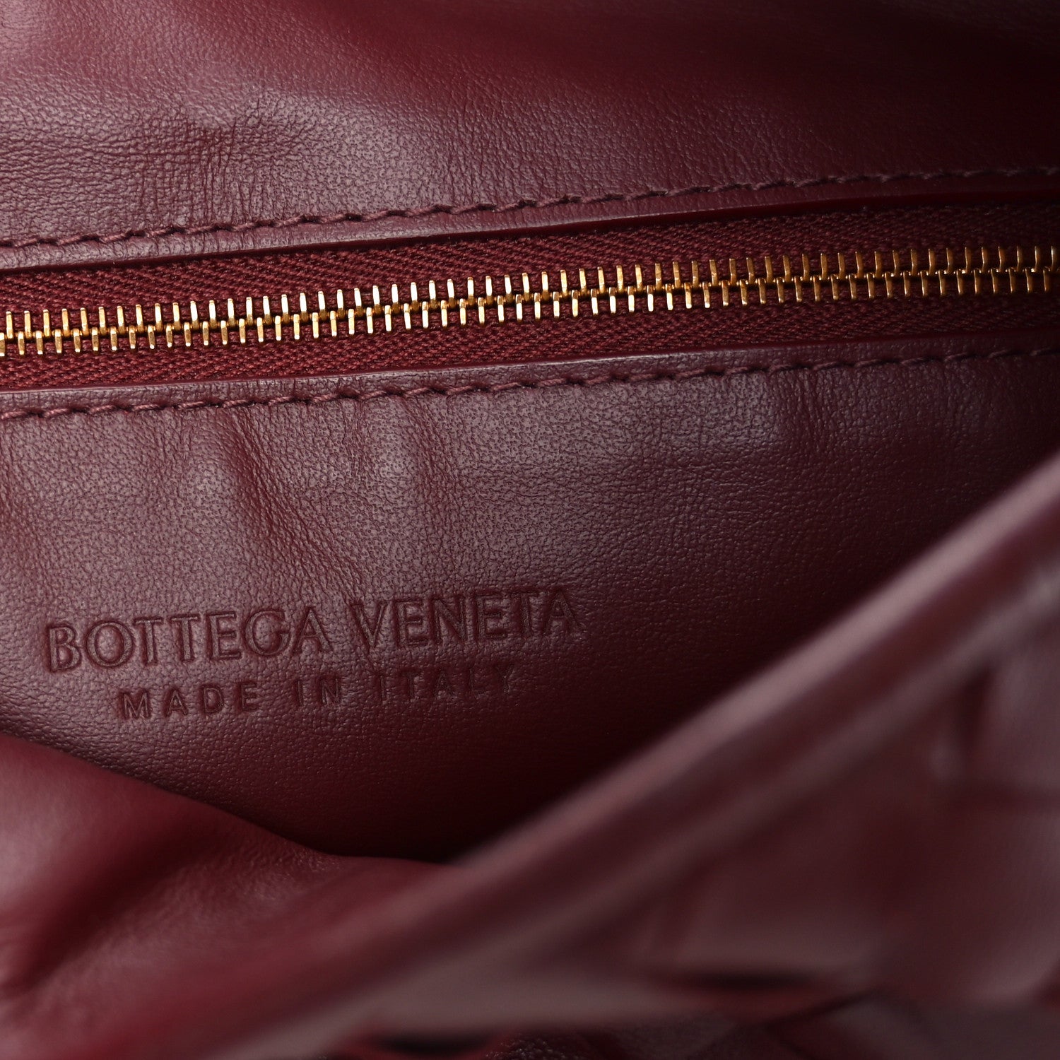 Calfskin Intrecciato Small Hop Barolo