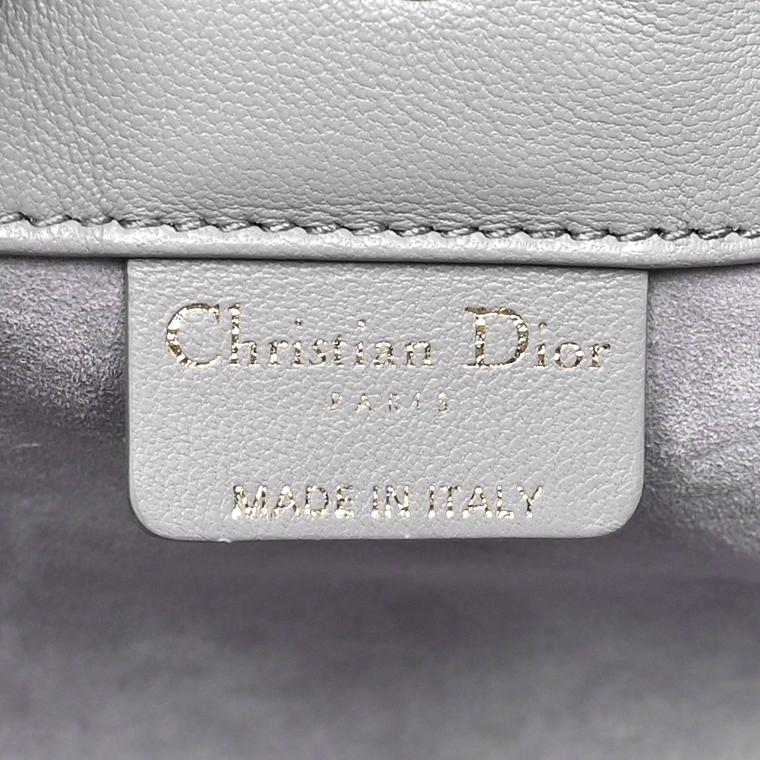 Lambskin Supple Macrocannage Small Ammi Bag Grey