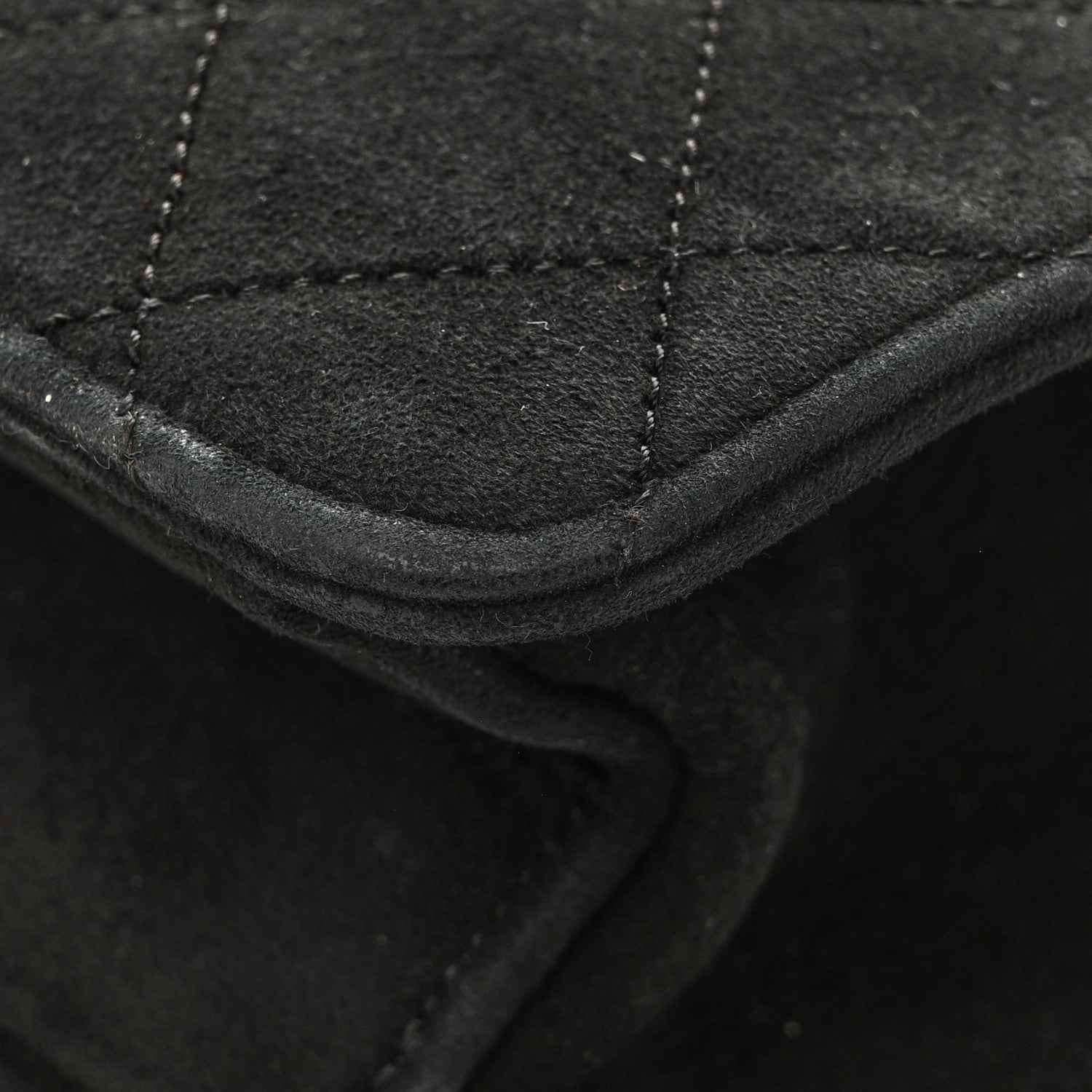 Suede Quilted Medium Single Flap Black