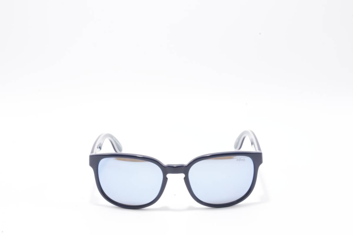 Revo RE1028 05