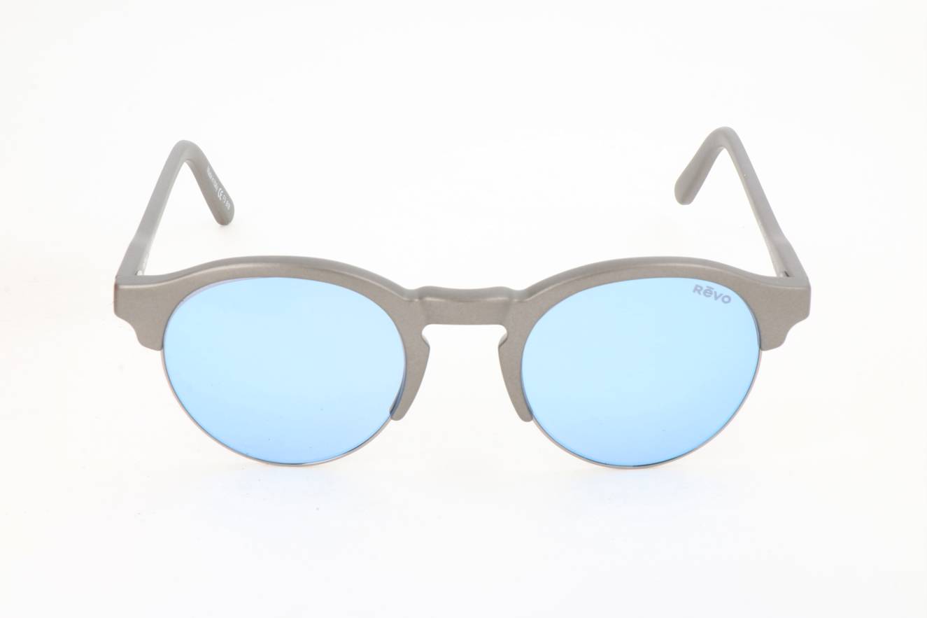 Revo RE1066 03