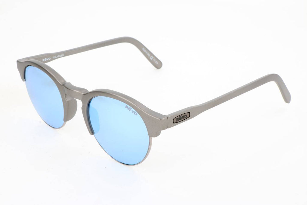 Revo RE1066 03