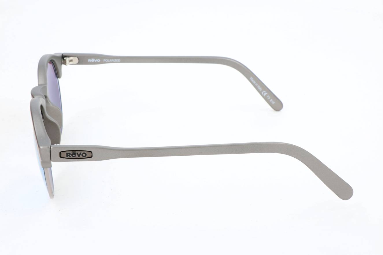 Revo RE1066 03