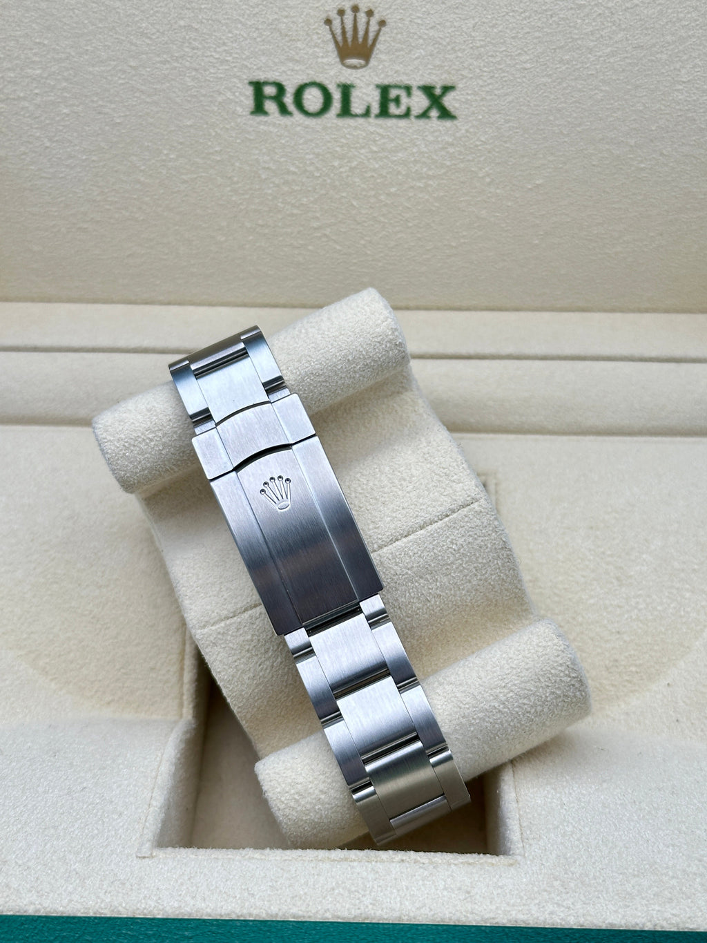 Rolex Oyster Perpetual 41  - Green Index Dial - Oyster Bracelet - 124300 greio