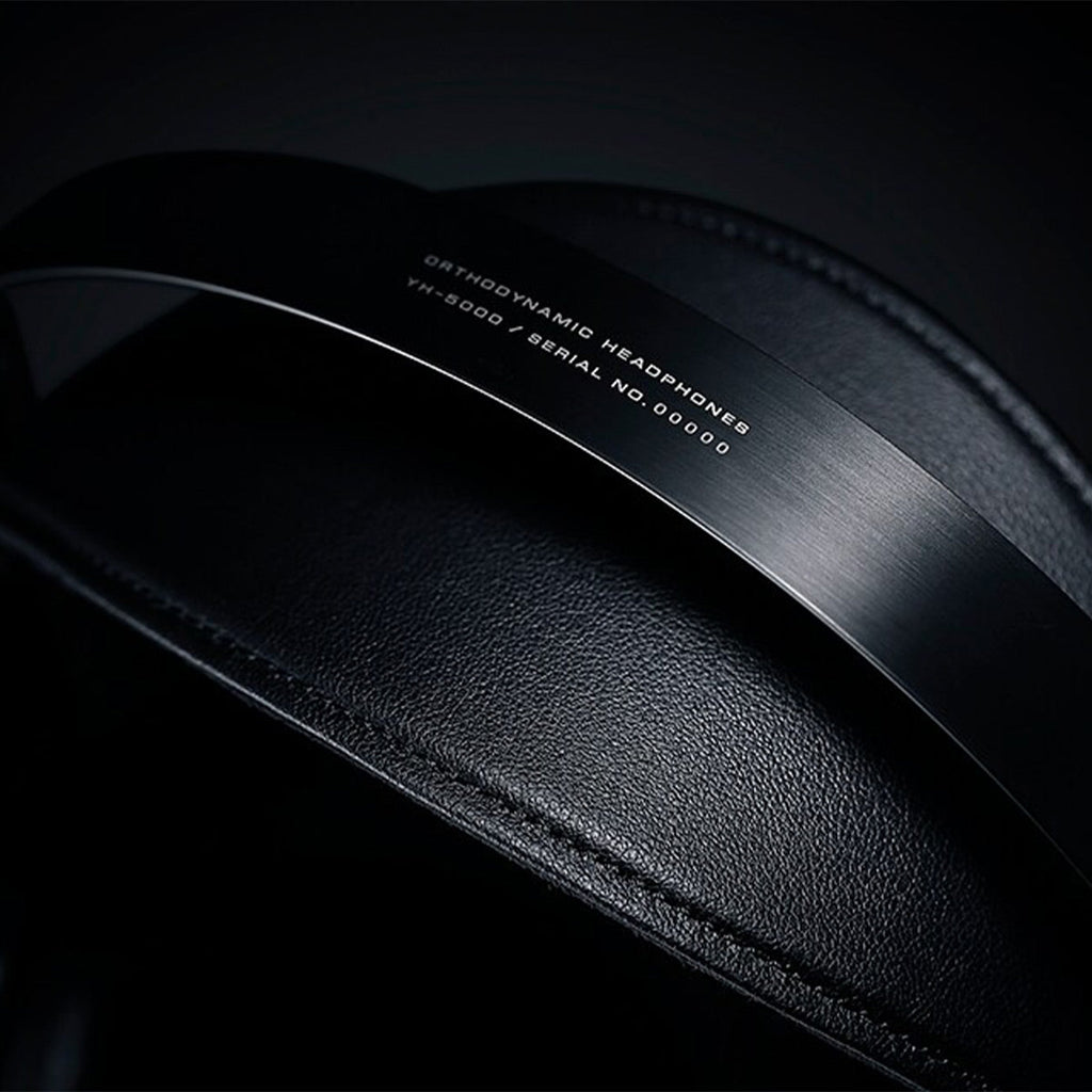 Yamaha YH-5000SE Over-Ear Headphones with Aluminum Headphone Stand