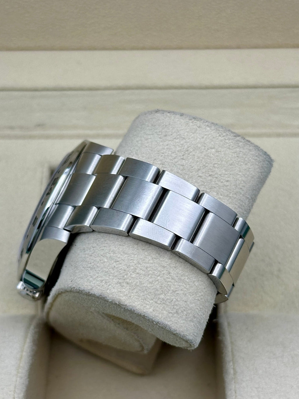 Rolex Oyster Perpetual Explorer II  -  216570 bk