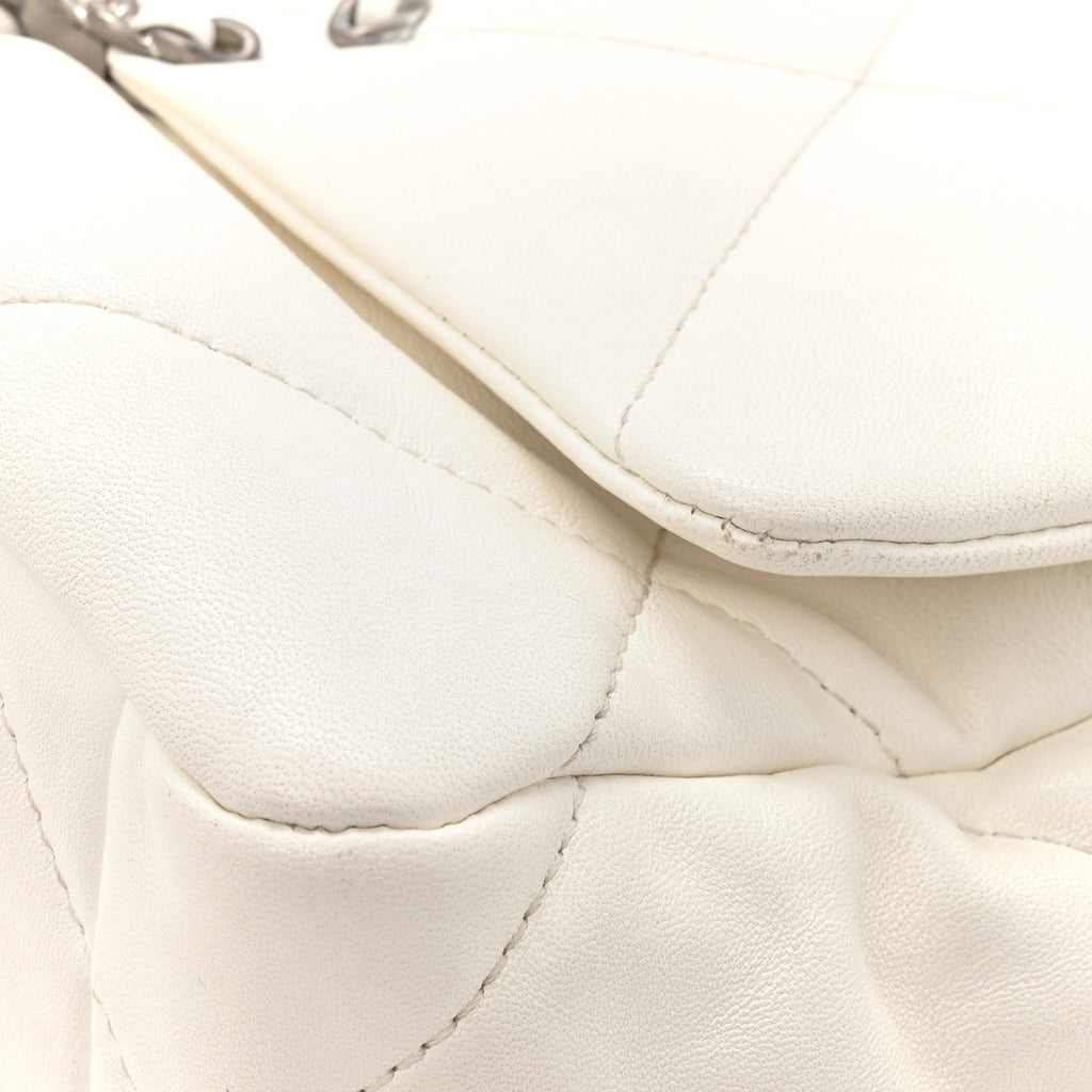Lambskin Quilted Medium Chanel 19 Flap White