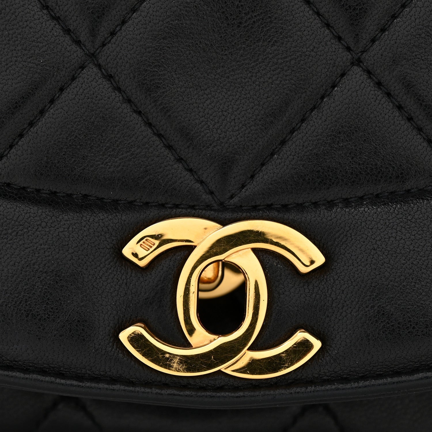 Lambskin Quilted Small Single Flap Black