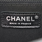 Caviar Quilted New Medium Boy Flap Black