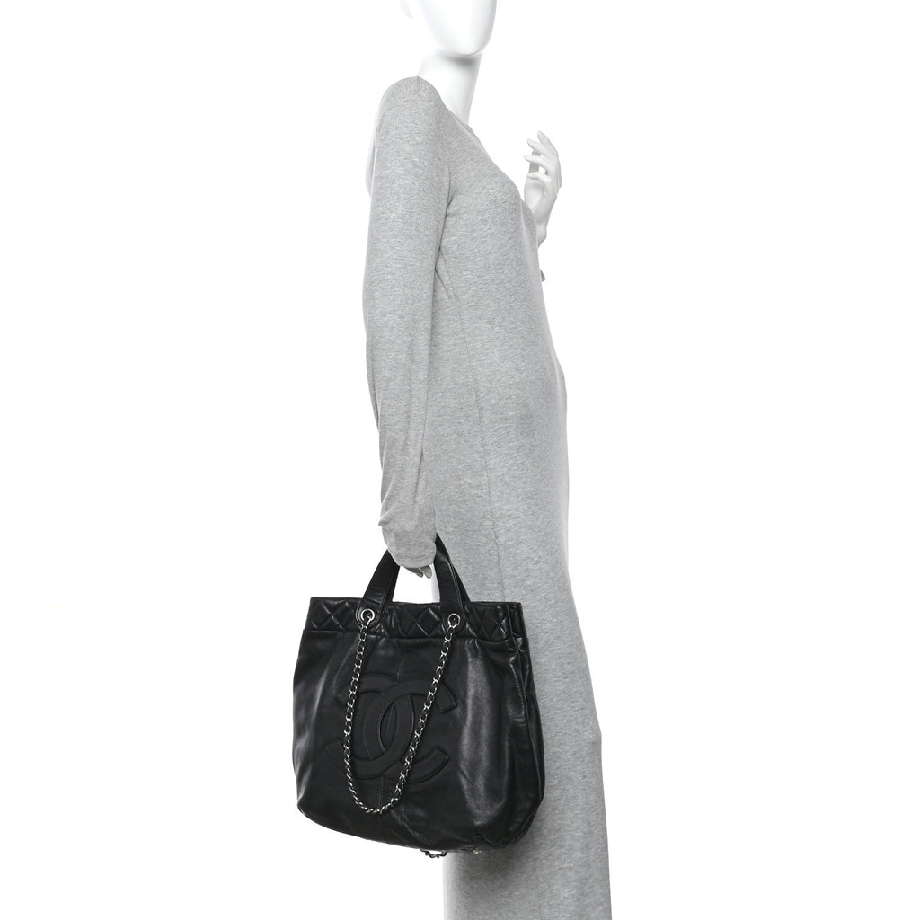 Calfskin Large Trianon Tote Black