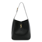 Supple Calfskin Large Le 5 A 7 Soft Hobo Black