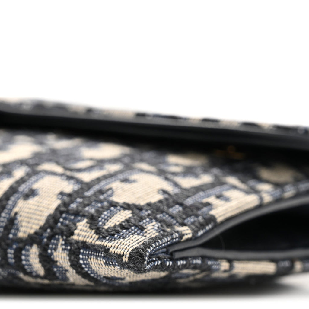Oblique Saddle Chain Long Wallet Blue