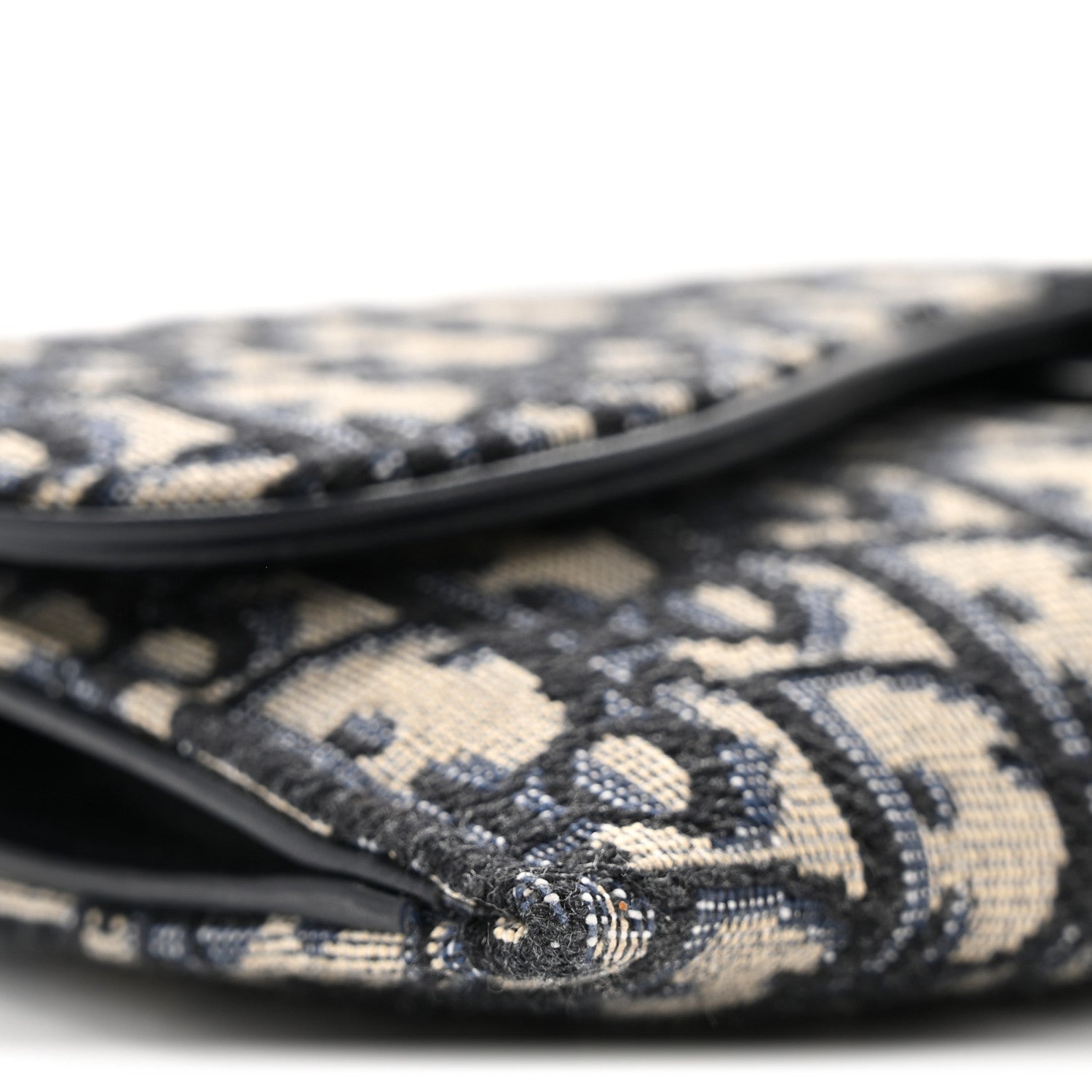Oblique Saddle Chain Long Wallet Blue