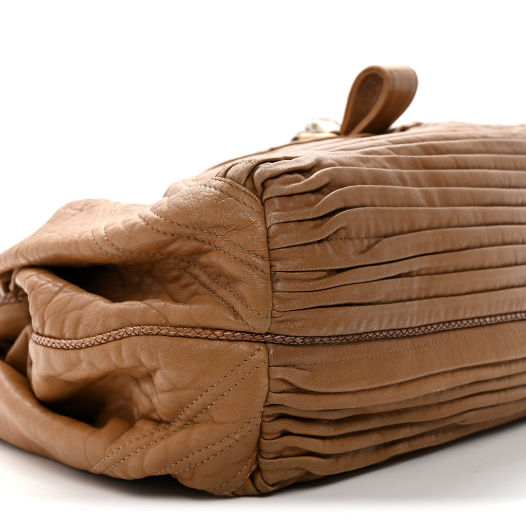 Nappa Pleated Nuvolata Spy Bone