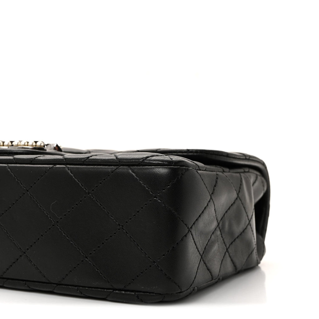 Lambskin Quilted Medium Westminster Pearl Flap Black