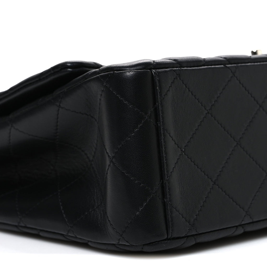 Lambskin Quilted Maxi Single Flap Black