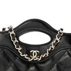 Shiny Lambskin Quilted Micro 31 Clutch With Chain Black