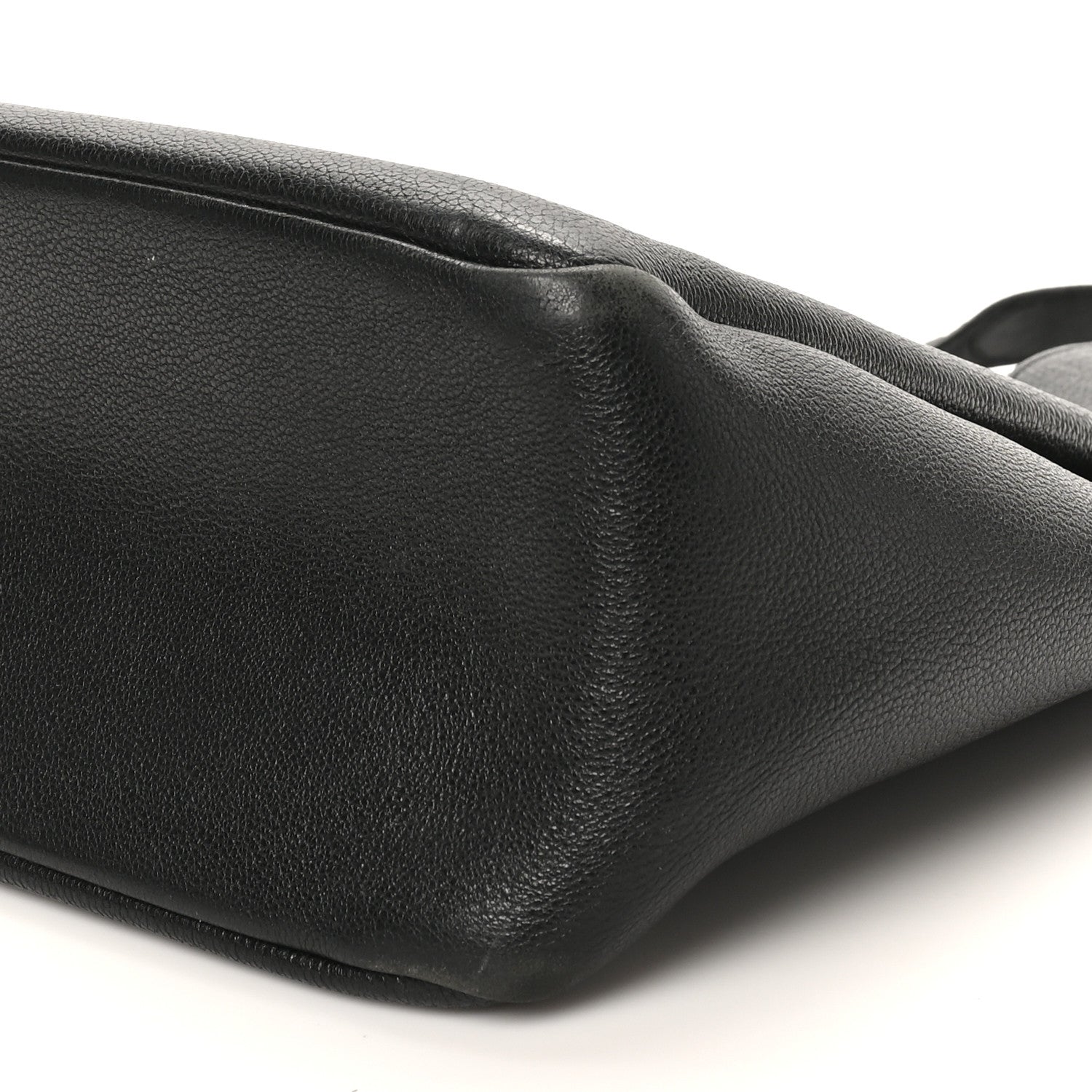 Vitello Daino Soft Large Dynamique Tote Black