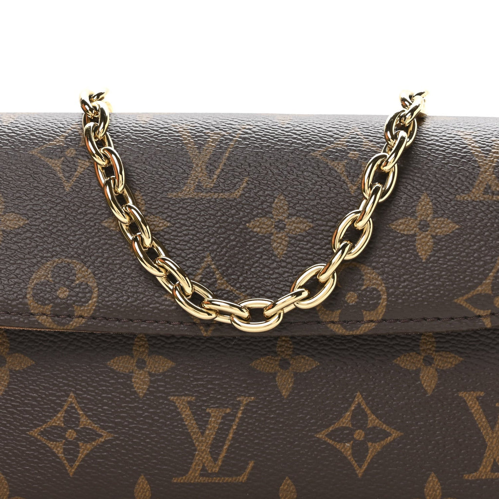 Monogram Ivy Wallet On Chain