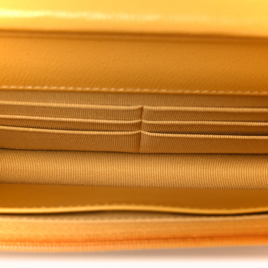 Caviar Quilted Wallet on Chain WOC Yellow