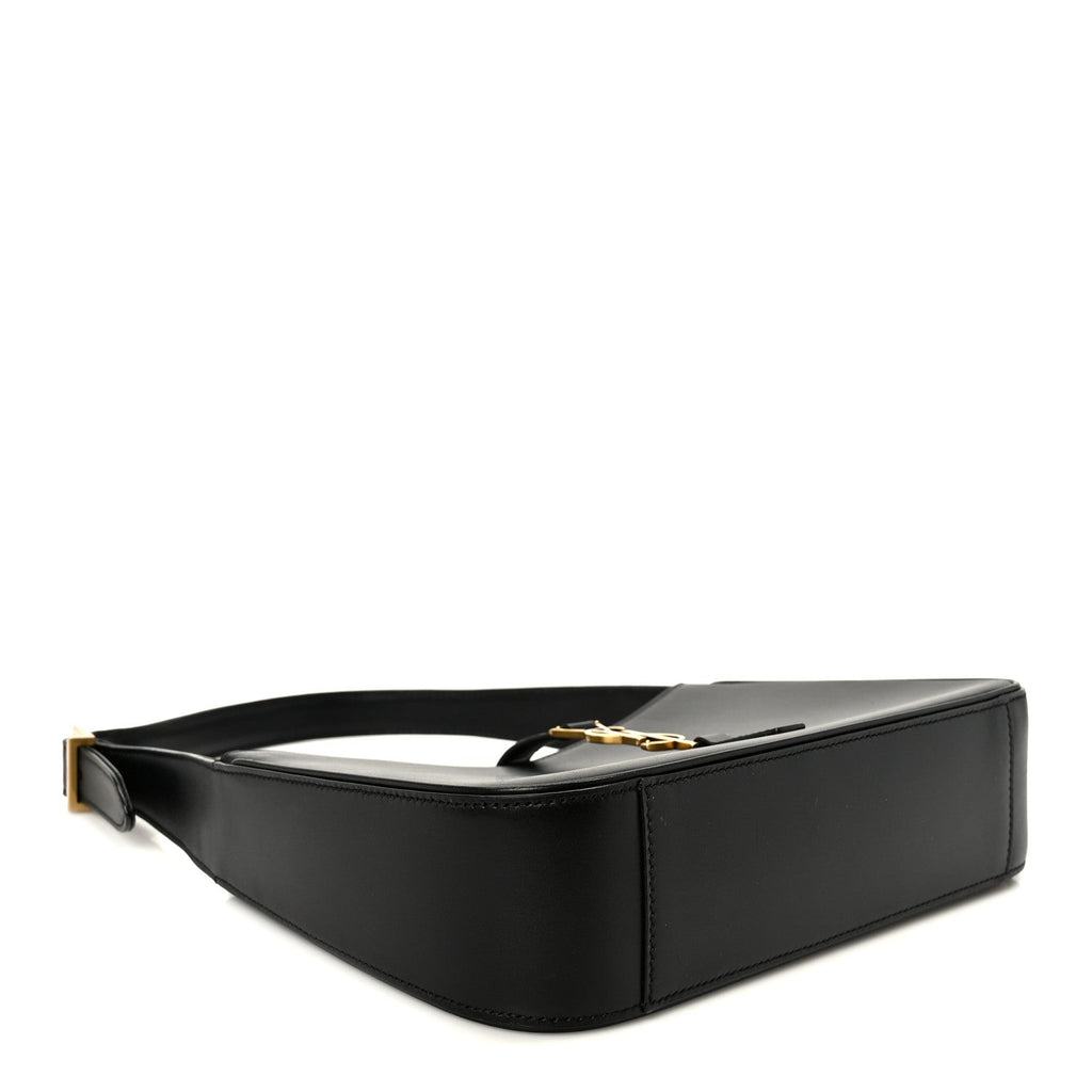 Smooth Calfskin Le 5 A 7 Hobo Black