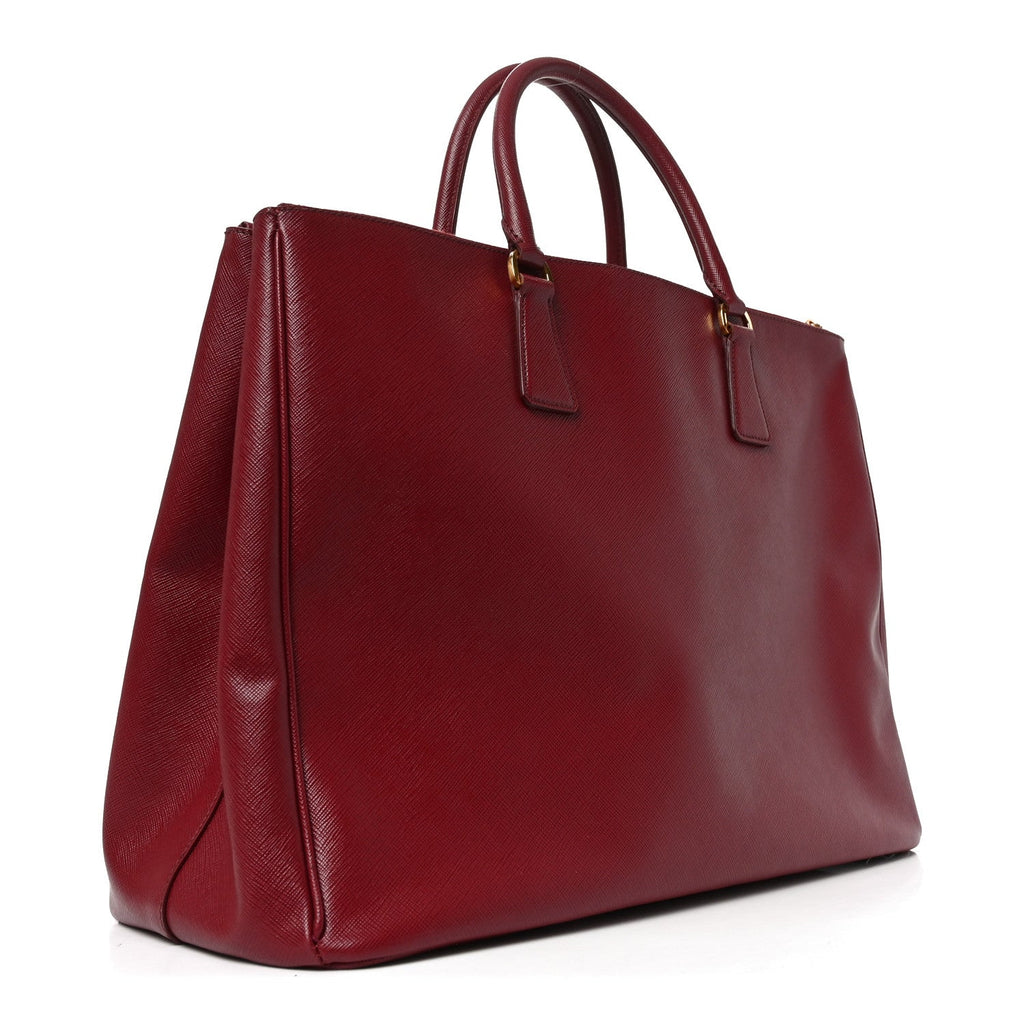 Saffiano Lux Extra Large Galleria Double Zip Tote Cherry