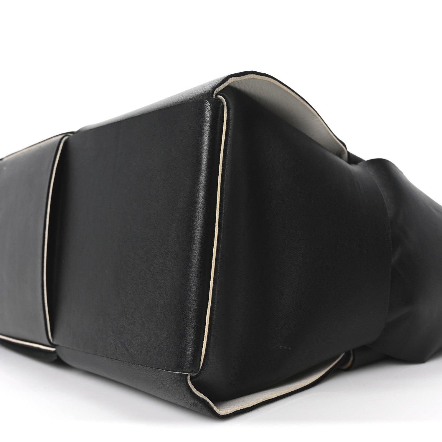 Nappa Maxi Intrecciato Medium Arco Tote Black White