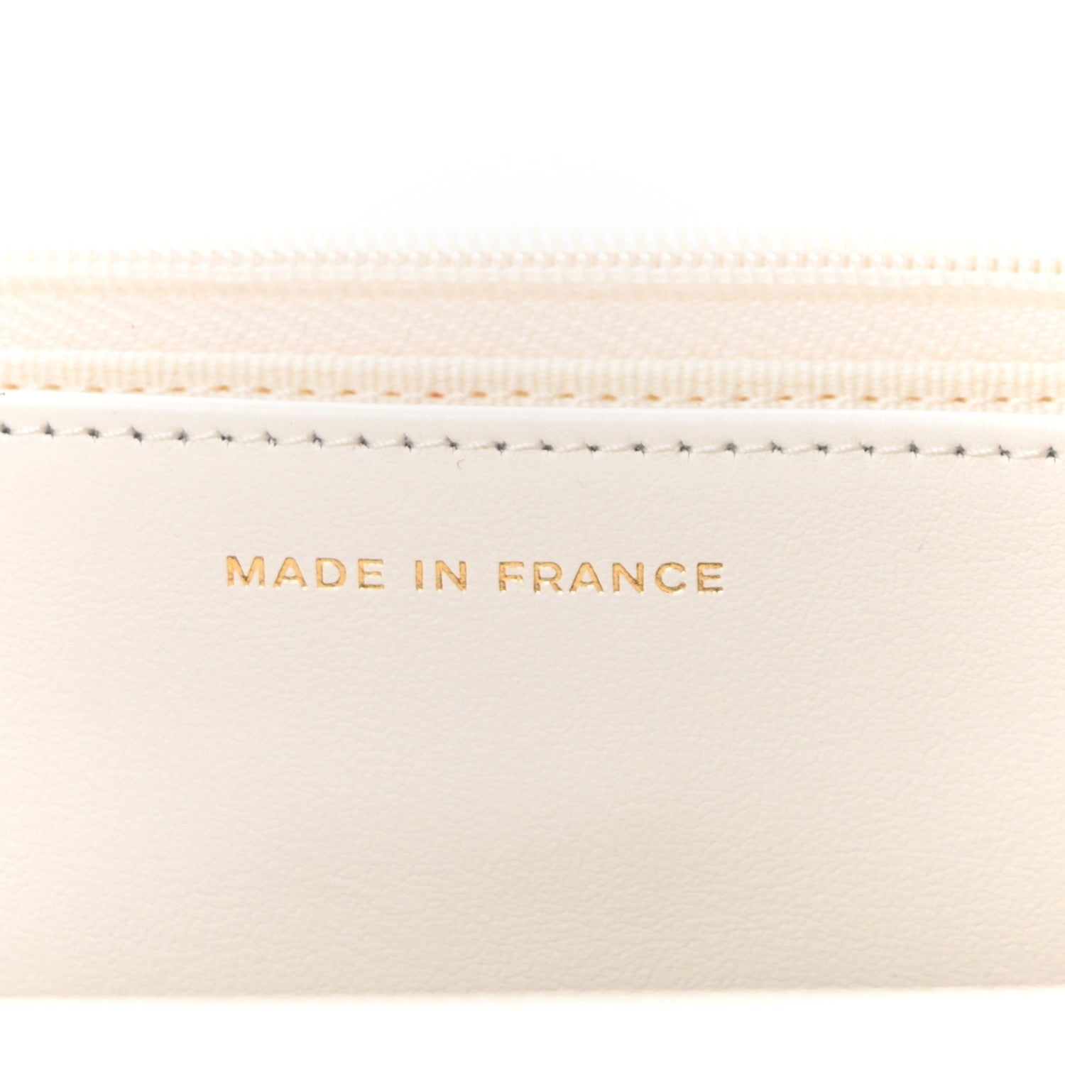 Caviar Quilted Enamel Coco Casino Wallet On Chain WOC White