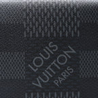 Damier Graphite 3D Studio Messenger