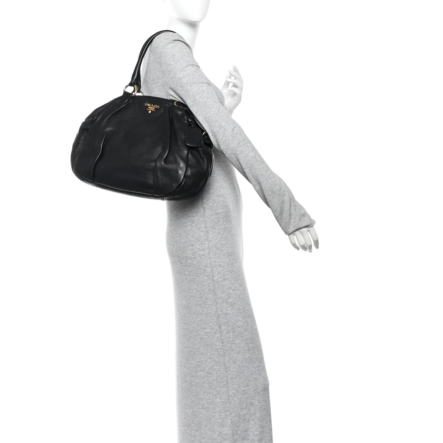 Vitello Daino Shoulder Bag Black