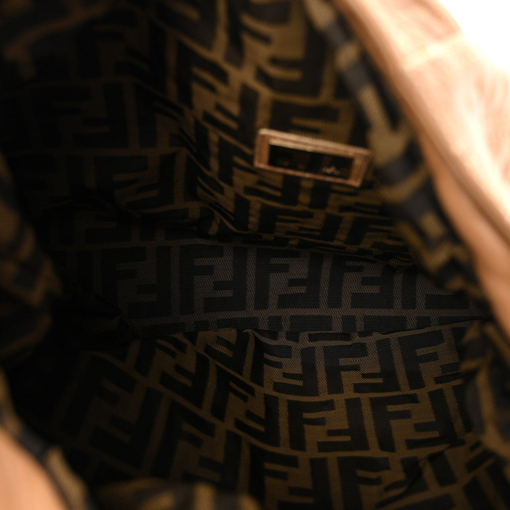 Nappa Pleated Nuvolata Spy Bone