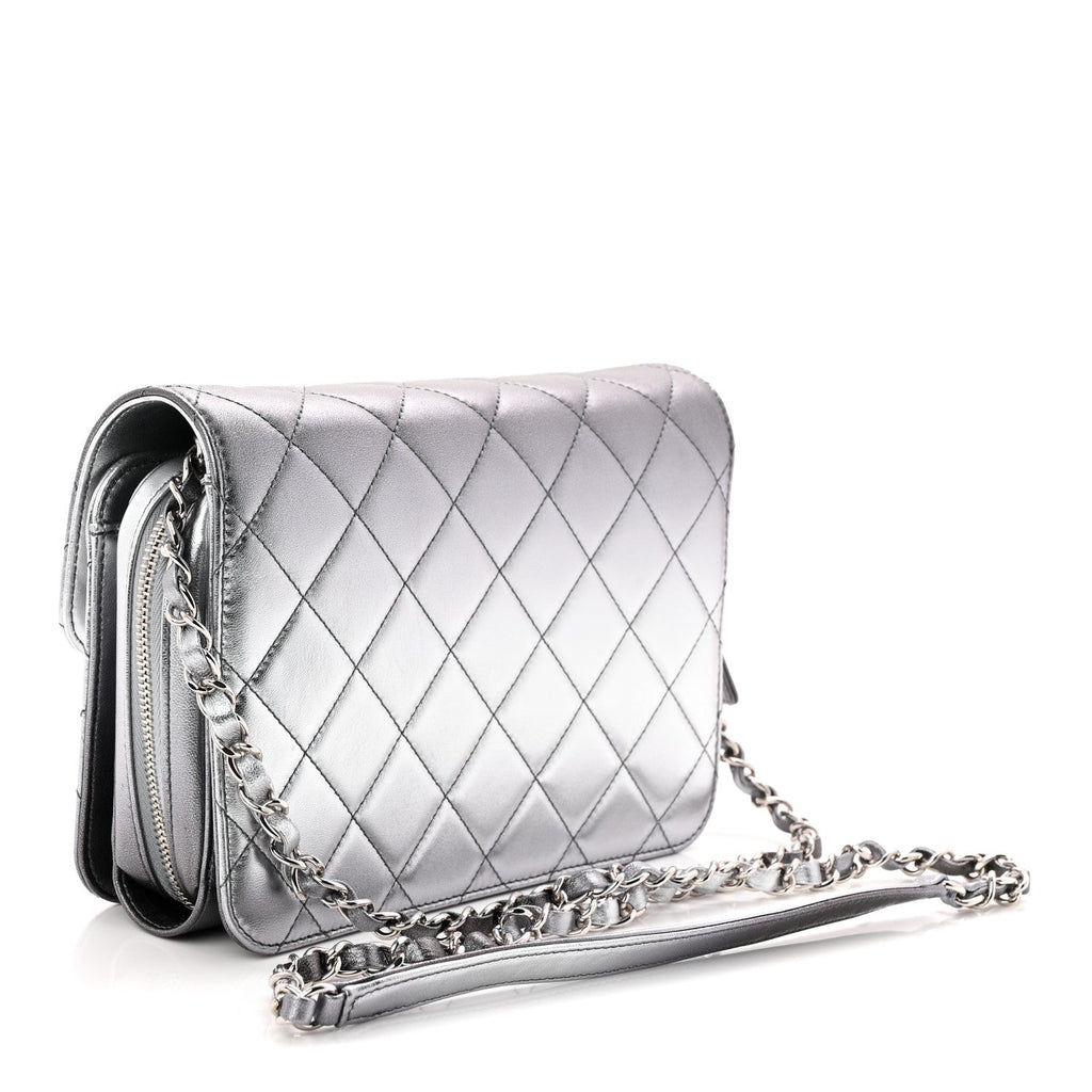Metallic Lambskin Large Like A Wallet Flap Silver