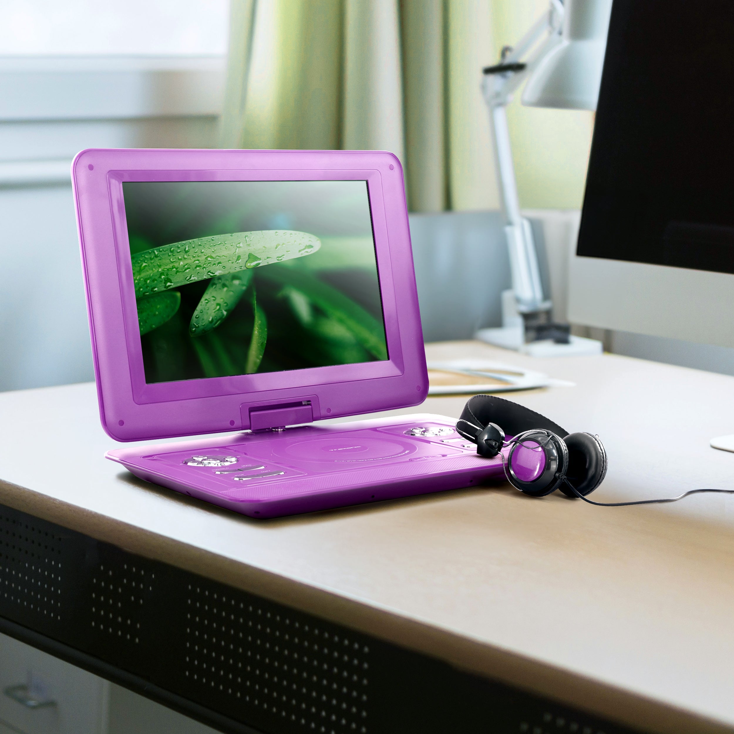 13.3 Inch Portable TV+DVD Player with Color TFT LED Screen and USB/HD/AV Inputs