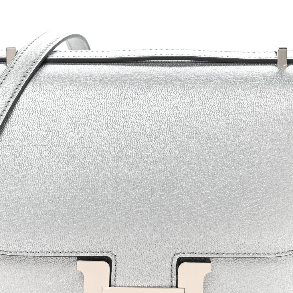 Metallic Chevre Chamkilight Constance 18 Argent