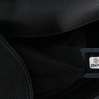 Caviar Quilted Medium Boy Flap Black