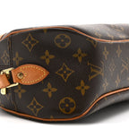 Monogram Blois