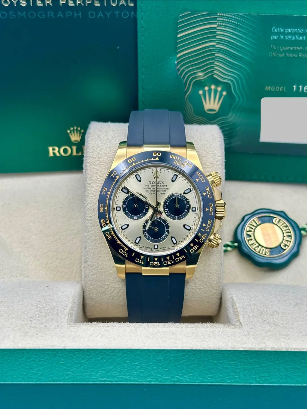 Rolex Yellow Gold  Daytona 40  - Champagne And Index Dial - Black Oysterflex Strap - 116518LN chbkof