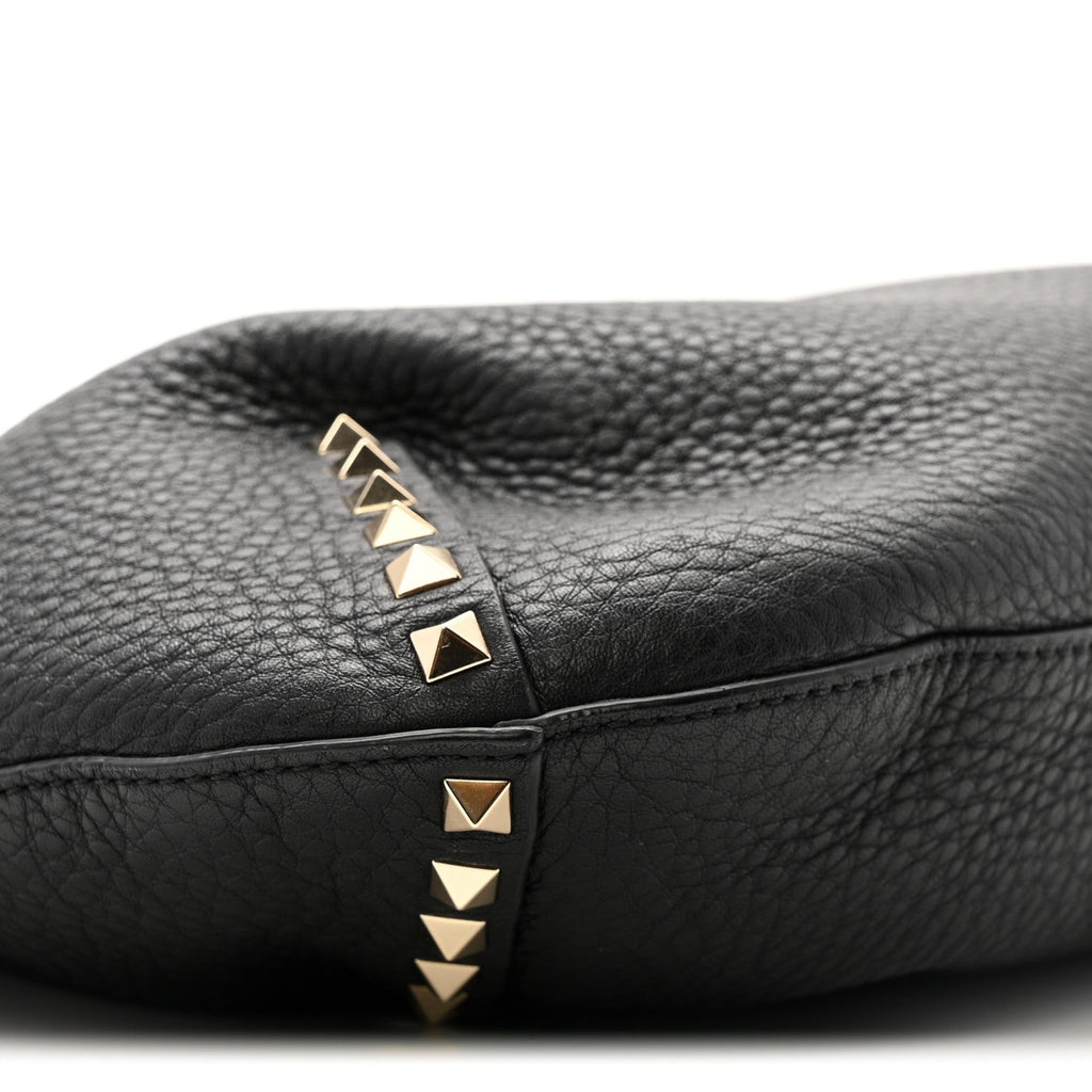 Grained Calfskin Large Rockstud Hobo Black