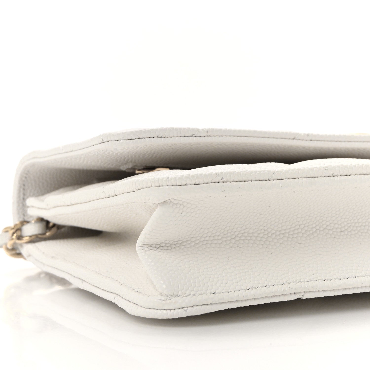 Caviar Quilted Enamel Coco Casino Wallet On Chain WOC White