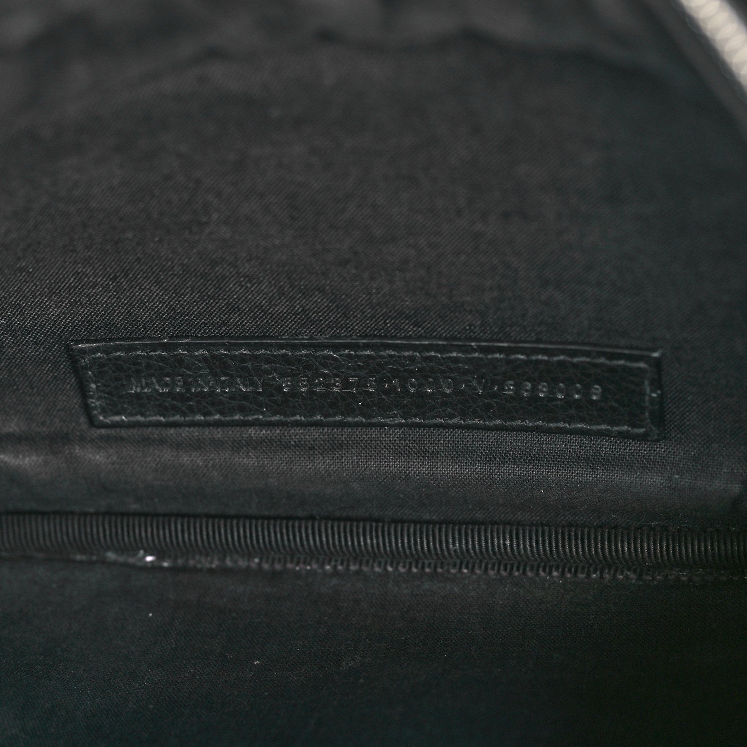 Smooth Calfskin Logo Large Everyday Beltpack Black White