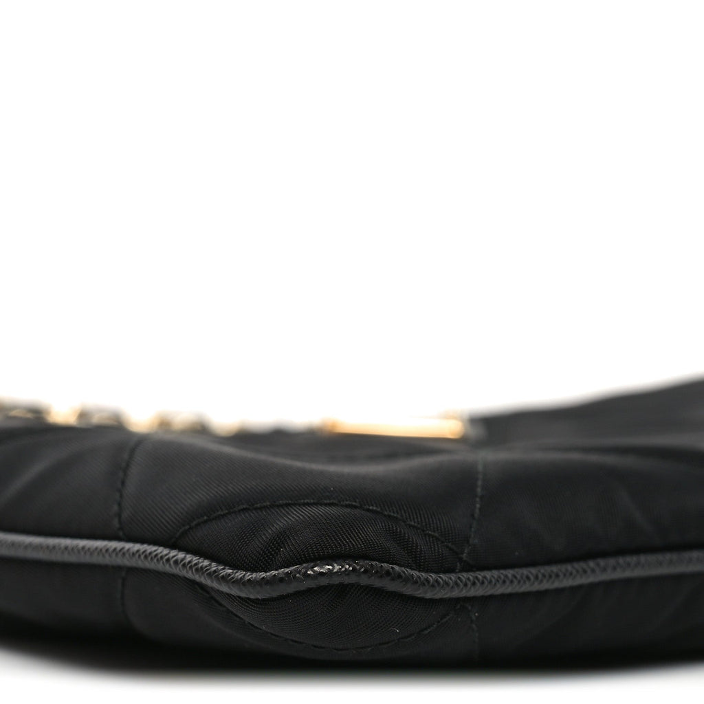 Re-Nylon Tessuto Impuntu Quilted Re-Edition 1995 Chaine Pouch Black