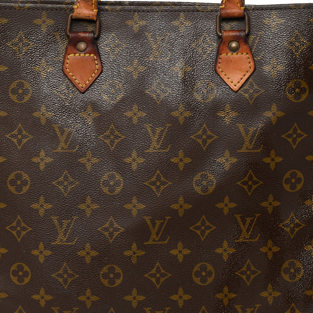 Monogram Sac Plat