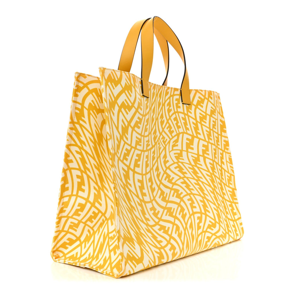 X SARAH COLEMAN Glazed Canvas Vitello King FF Vertigo Shopping Tote Bag Mimosa White