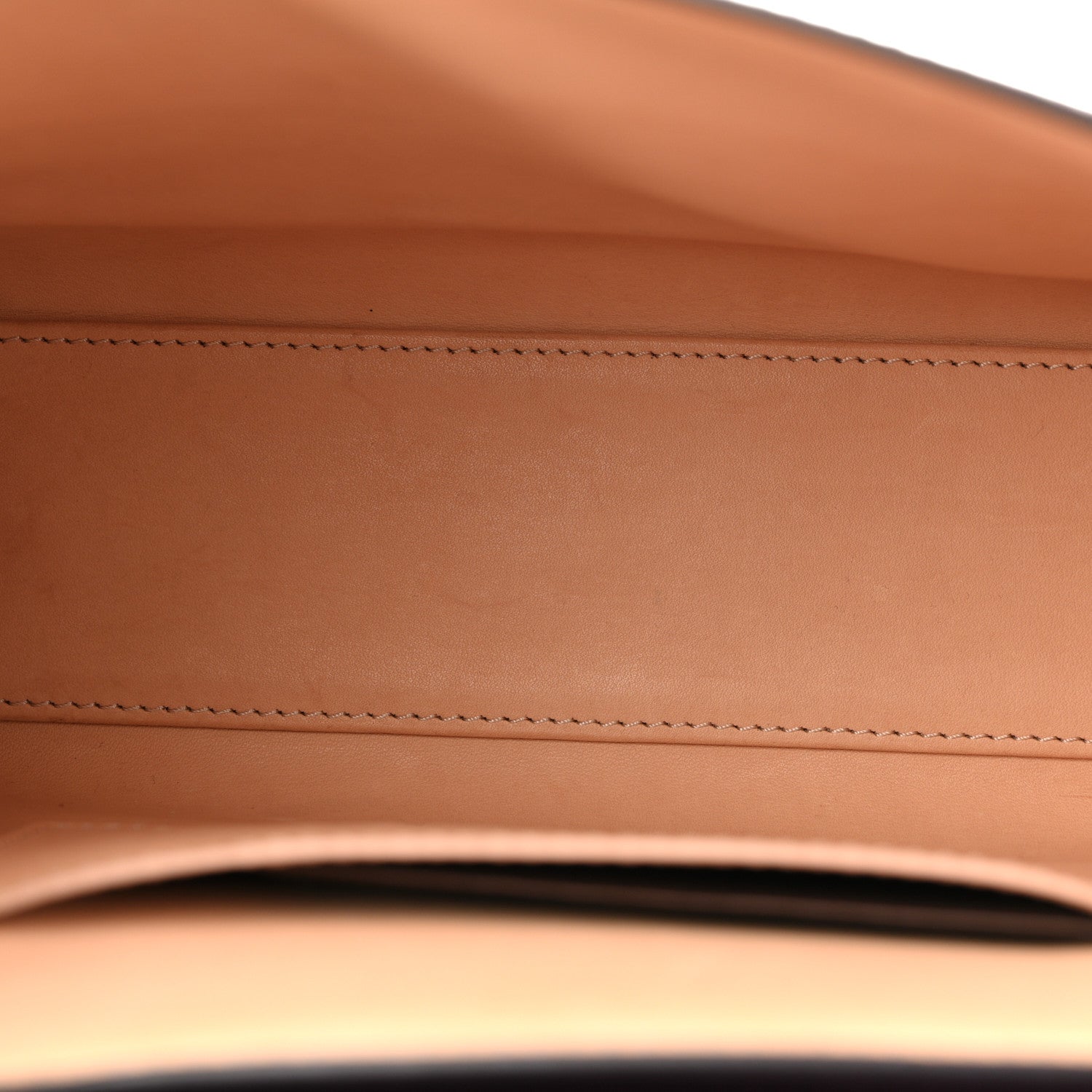 Carat Calfskin Gabrielle PM Eggplant