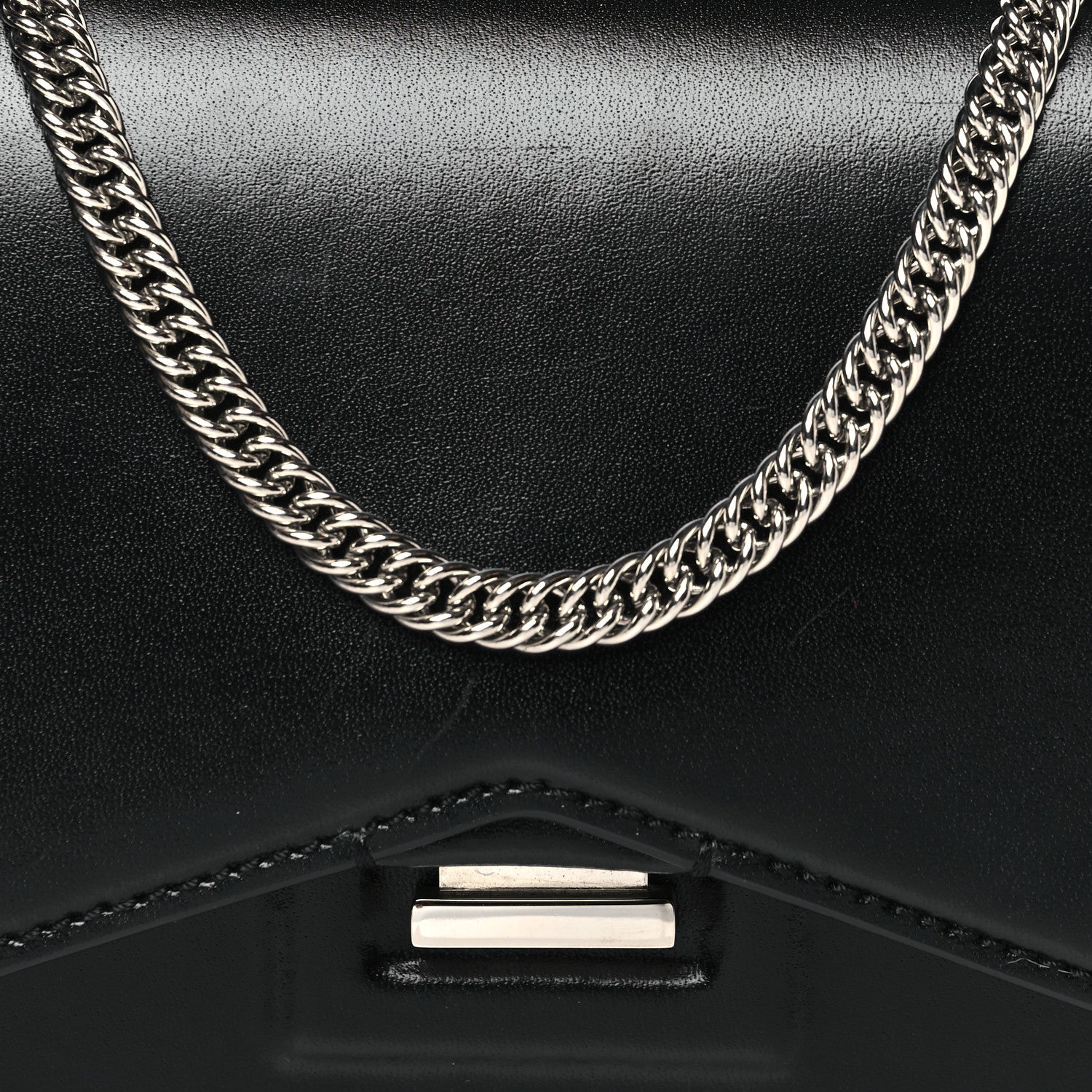 Calfskin Bow Cut Chain Wallet Black
