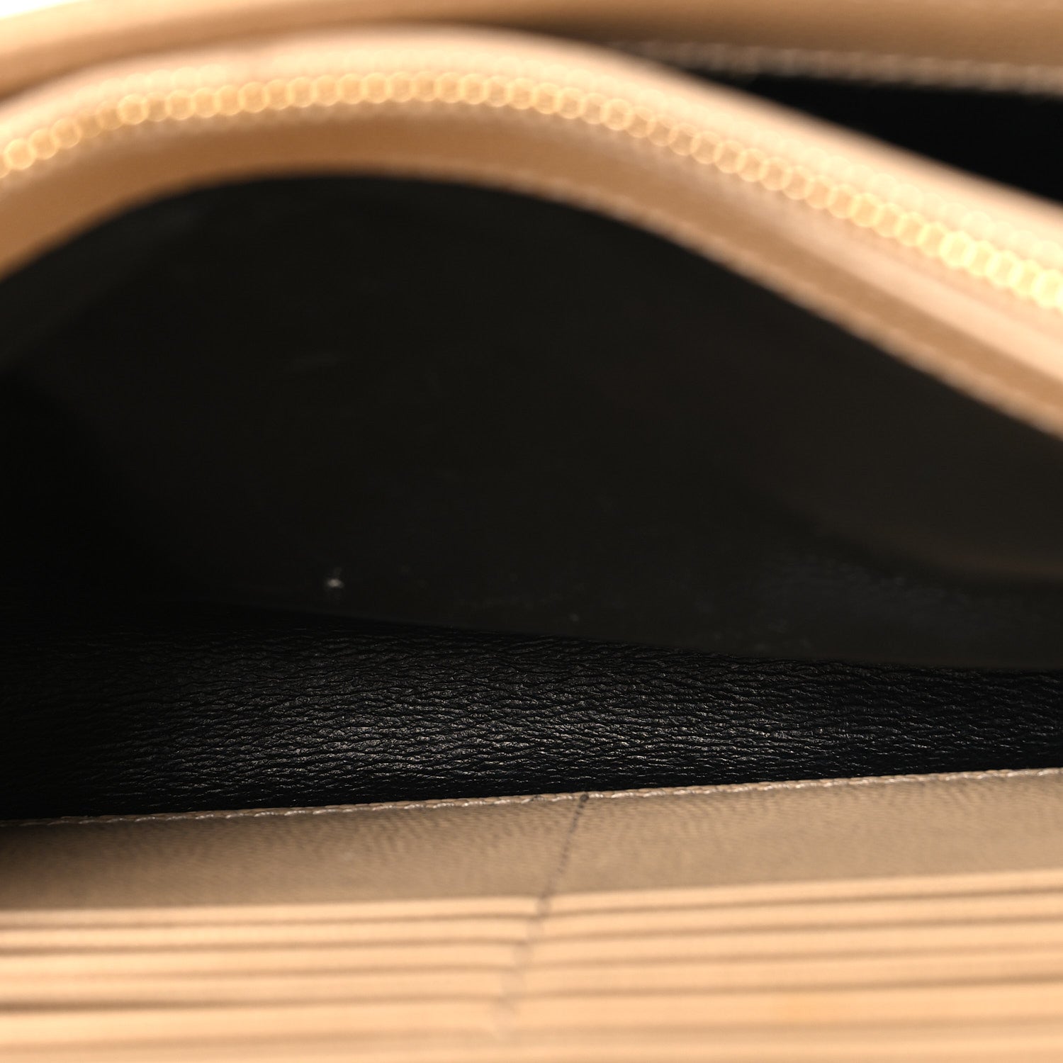Grain De Poudre Matelasse Chevron Monogram Chain Wallet Nude Powder