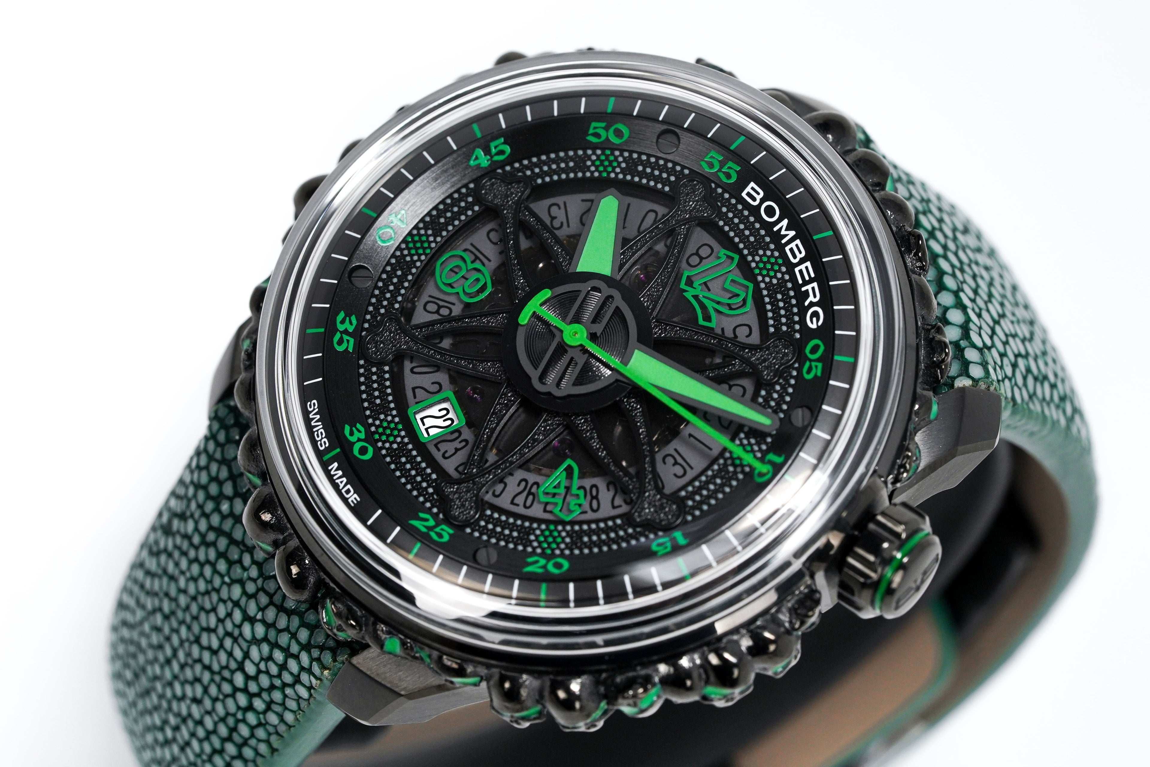 Bomberg Watch BB-01 Automatic Green Catacomb Limited Edition