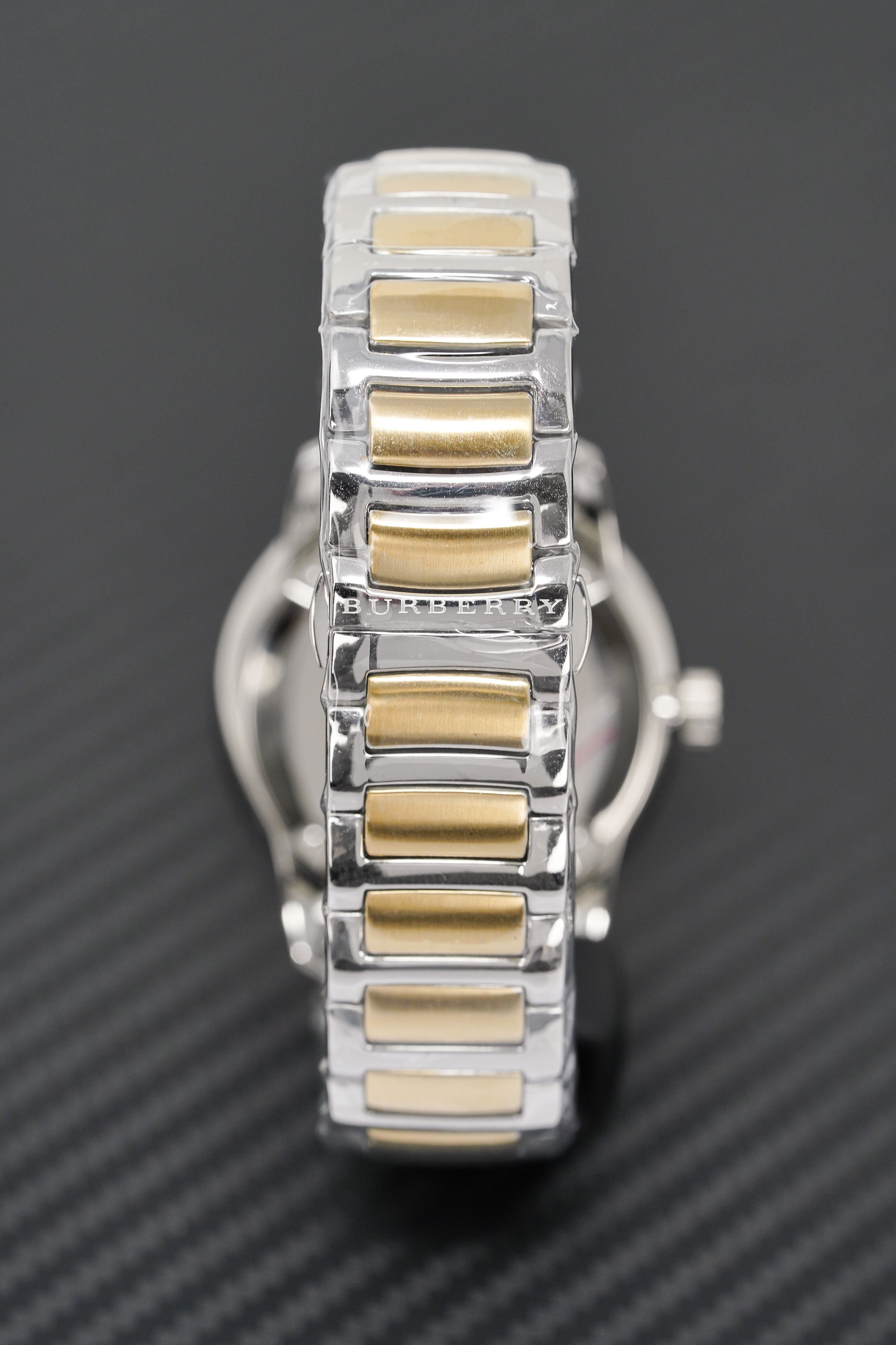 Burberry Men's Watch The Classic 40mm Two Tone Gold