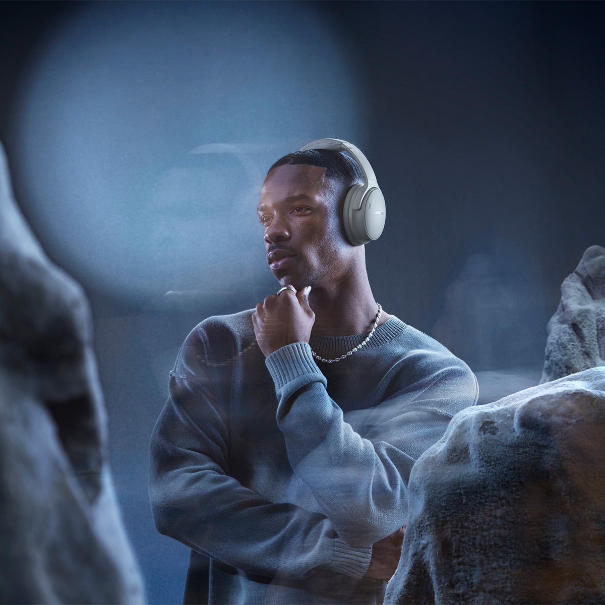 Bose QuietComfort Headphones with Active Noise Cancellation (Moonlight Grey)