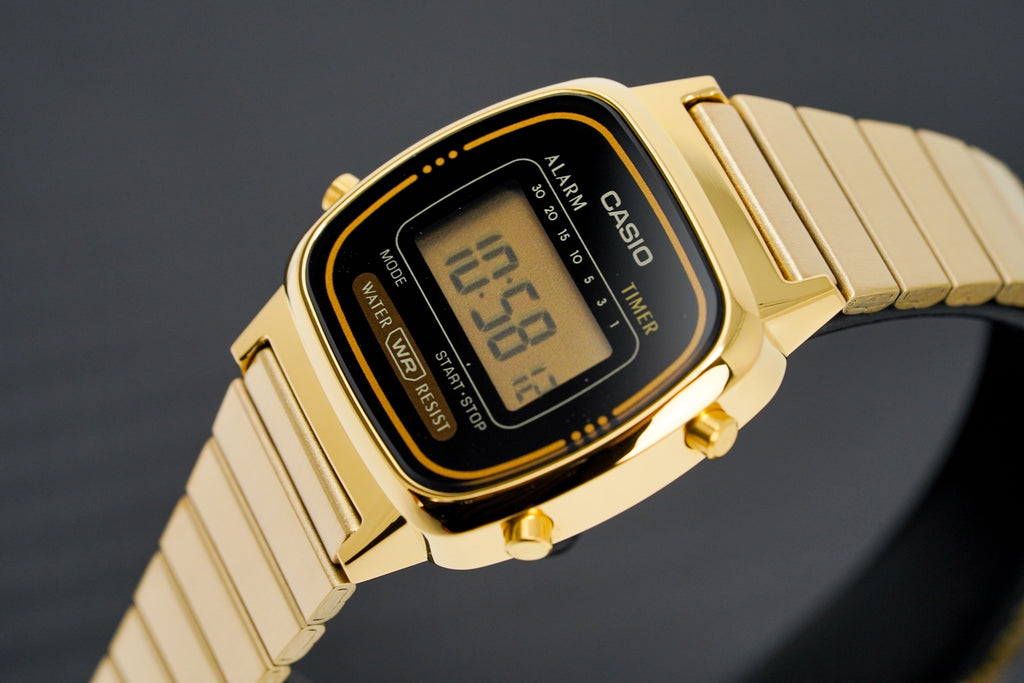 Casio Ladies Watch Digital Vintage Classic Flat Link Gold